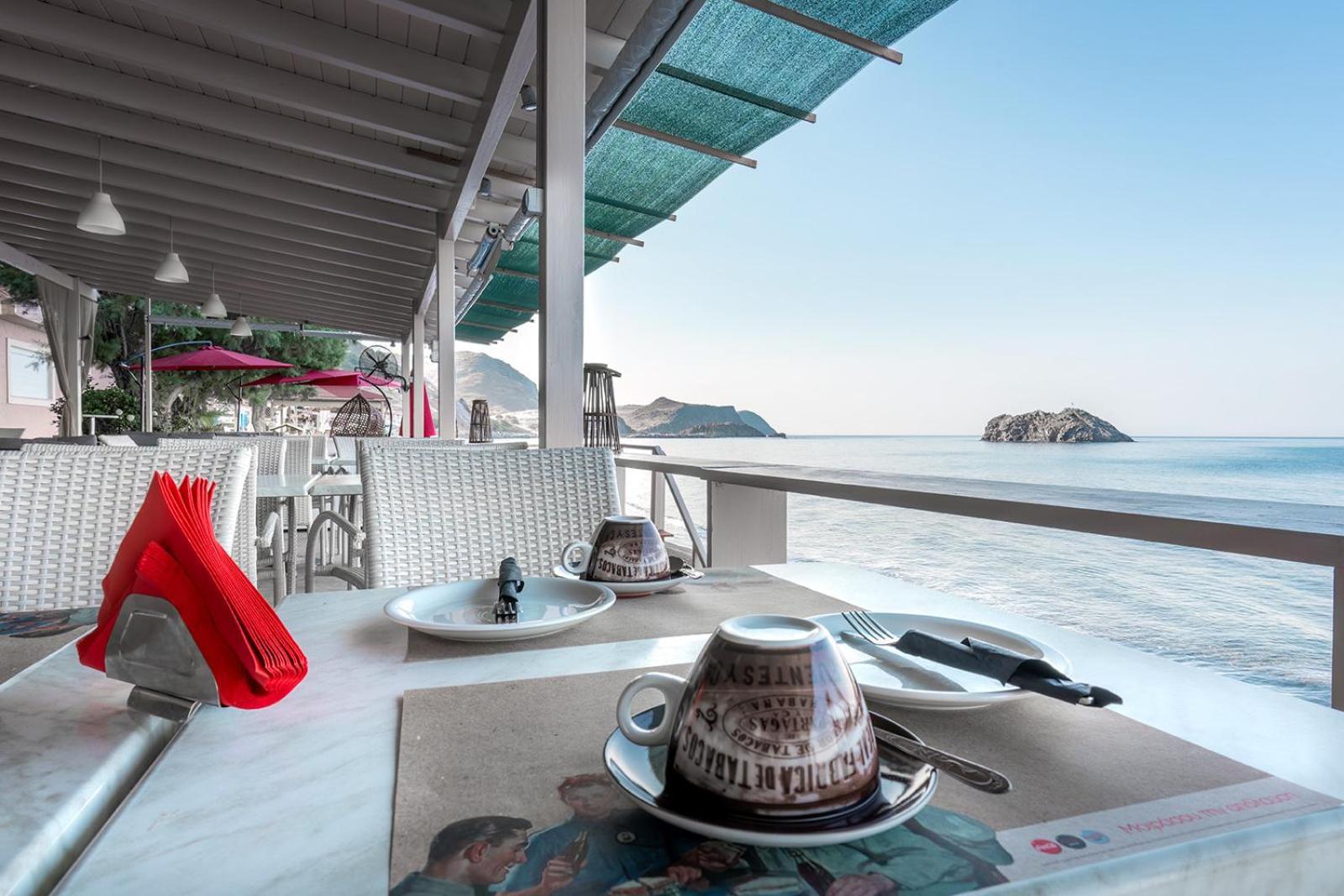 Sappho Hotel Скала-Эресу Экстерьер фото