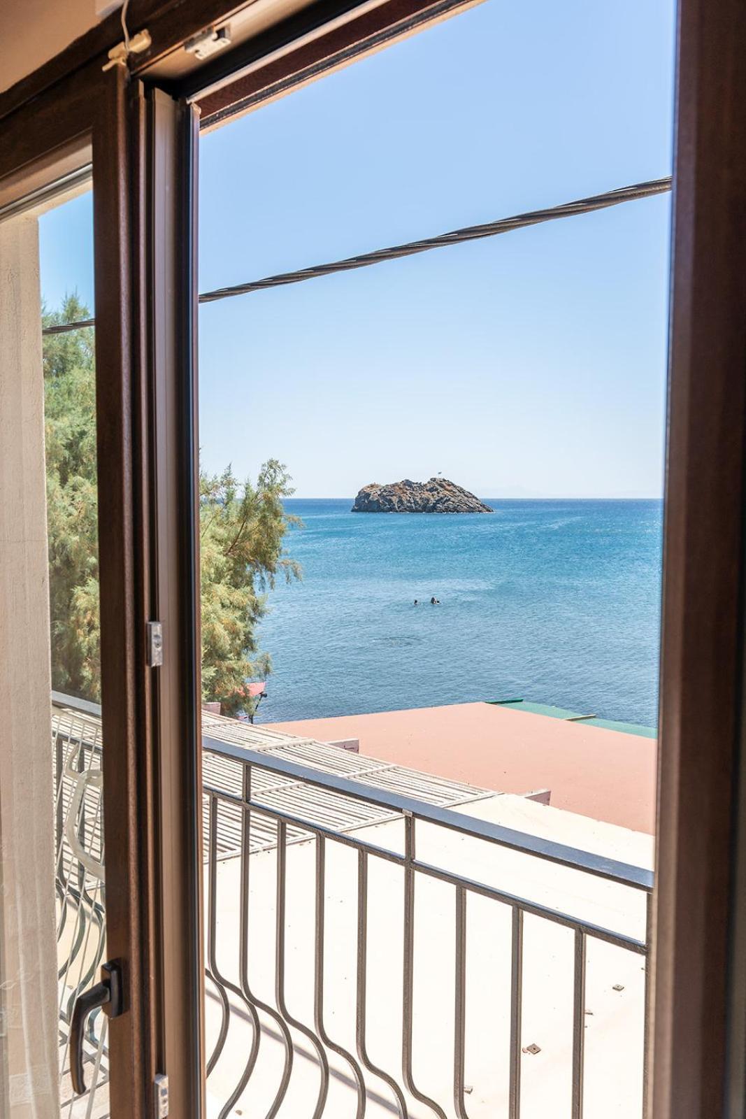 Sappho Hotel Скала-Эресу Экстерьер фото