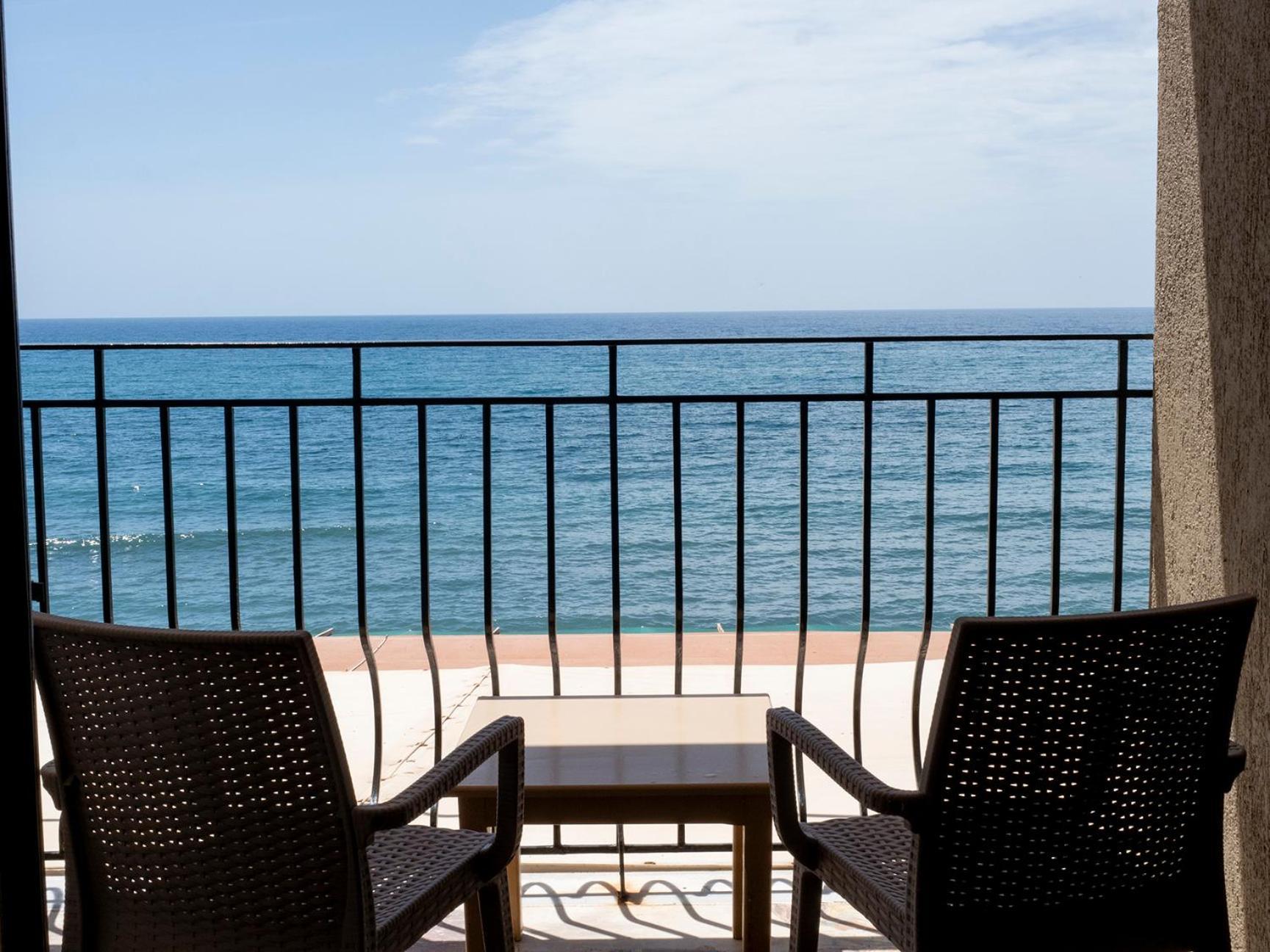 Sappho Hotel Скала-Эресу Экстерьер фото